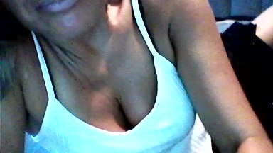 Vinie31 live cam on Cam4