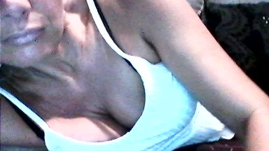 Vinie31 live cam on Cam4
