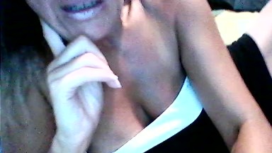 Vinie31 live cam on Cam4