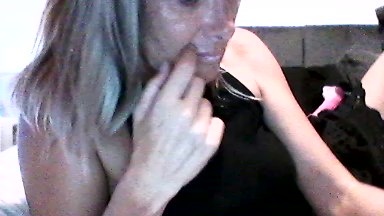 Vinie31 live cam on Cam4