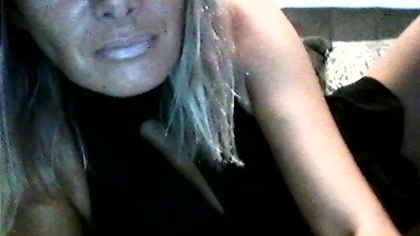 Vinie31 live cam on Cam4