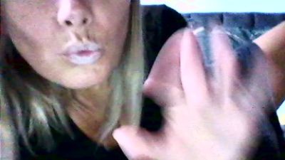 Vinie31 live cam on Cam4