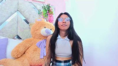 VioletBloom live cam on Cam4