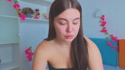 VioletCasello live cam on Cam4