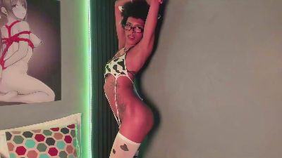 VioletSalvatore live cam on Cam4