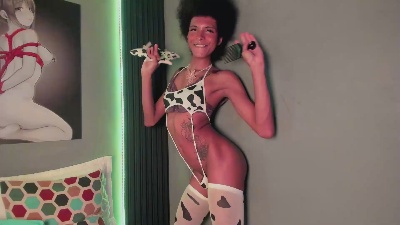 VioletSalvatore live cam on Cam4