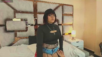Violet_Blakee live cam on Cam4