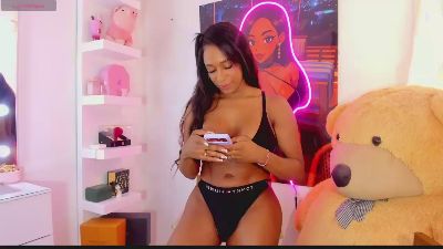 Violeta_bratzx live cam on Cam4