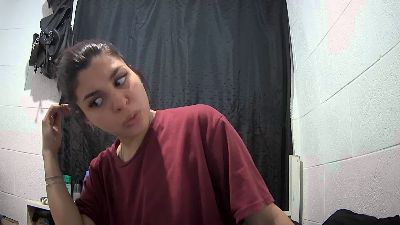 Violetazeinnn live cam on Cam4