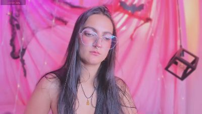 ViolethaMoretti live cam on Cam4