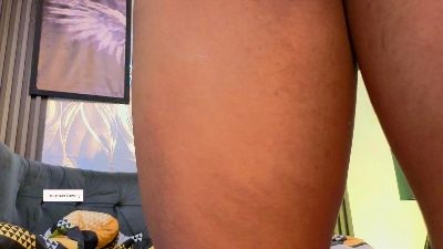 Violethhot28 live cam on Cam4