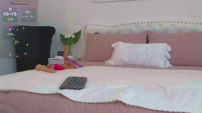 ViolettBaby live cam on Cam4