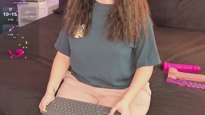 ViolettBaby live cam on Cam4