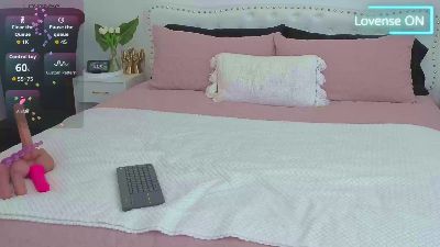 ViolettBaby live cam on Cam4