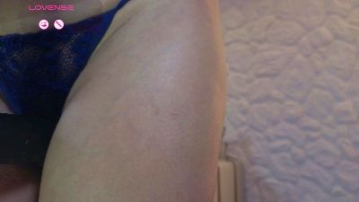 ViolettLuxe live cam on Cam4