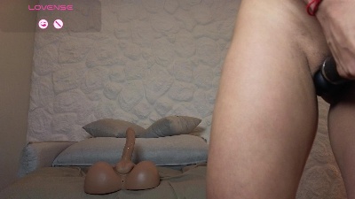 ViolettLuxe live cam on Cam4