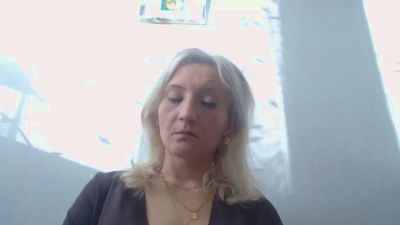 ViolettaAngel live cam on Cam4