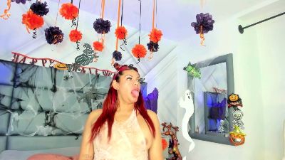 ViolettaNaughty live cam on Cam4