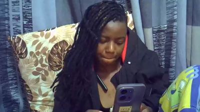 Virgin_Girl18 live cam on Cam4