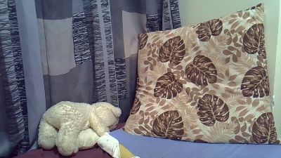 Virgin_Girl18 live cam on Cam4