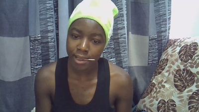 Virgin_Girl18 live cam on Cam4