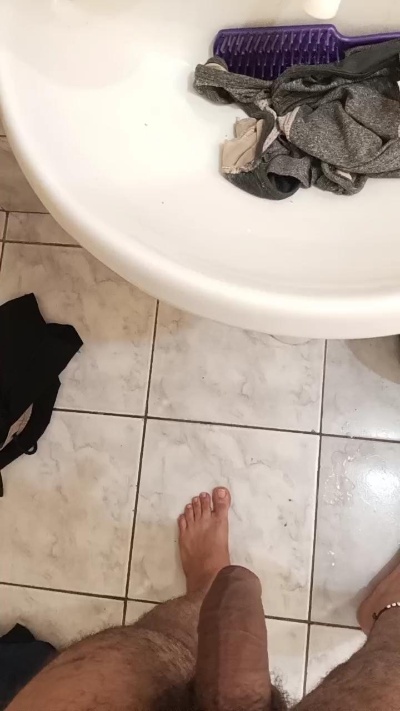 Vitorbts20 live cam on Cam4