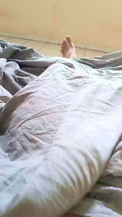 Vitorbts20 live cam on Cam4