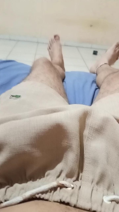 Vitorbts20 live cam on Cam4