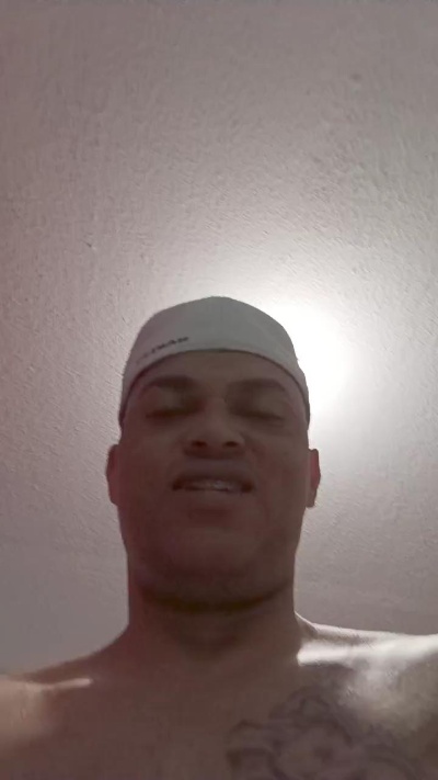 VitorhugoDotado live cam on Cam4