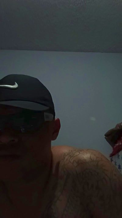 VitorhugoDotado live cam on Cam4