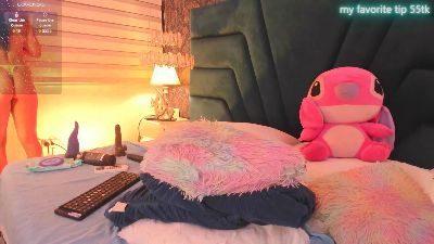 Vivi_prinncess live cam on Cam4