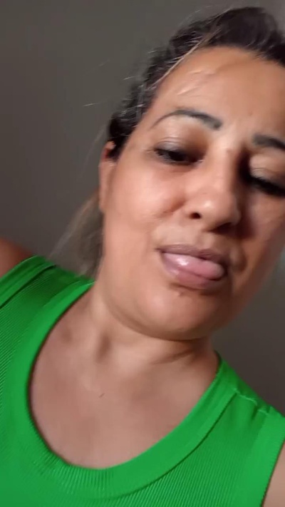 Vivialves live cam on Cam4
