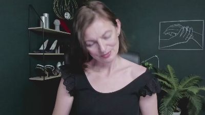Vivian_Heart live cam on Cam4