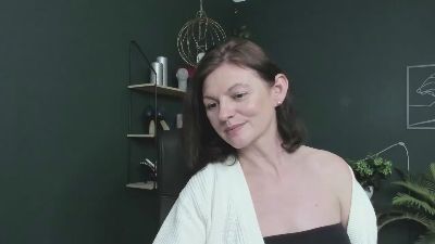Vivian_Heart live cam on Cam4