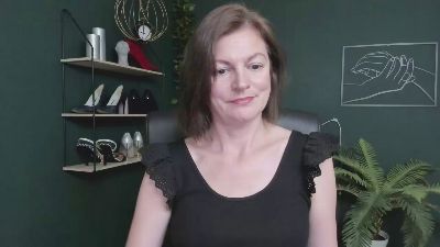 Vivian_Heart live cam on Cam4
