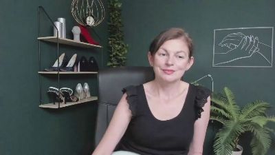 Vivian_Heart live cam on Cam4