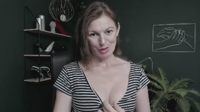 Vivian_Heart live cam on Cam4