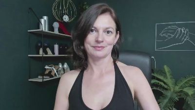 Vivian_Heart live cam on Cam4