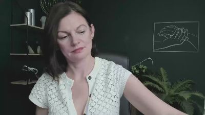 Vivian_Heart live cam on Cam4