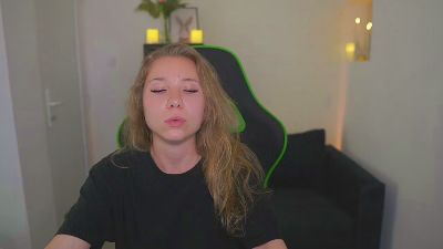 Profile and Statistics for VivienVance on Cam4