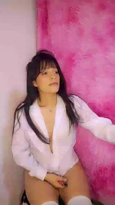 Vixen_flutter live cam on Cam4
