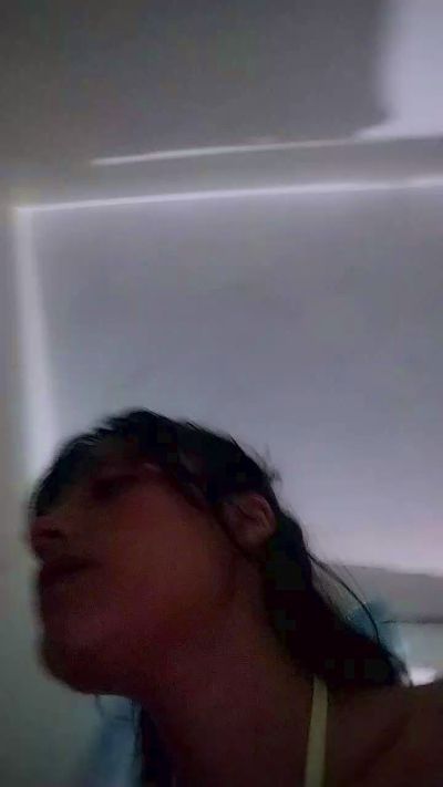 Vixen_flutter live cam on Cam4