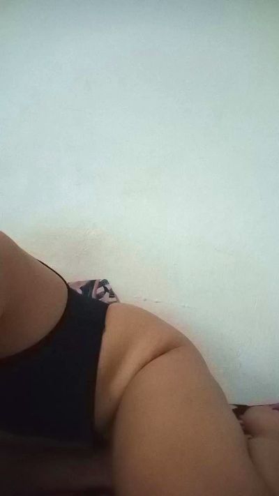 Vixen_flutter live cam on Cam4