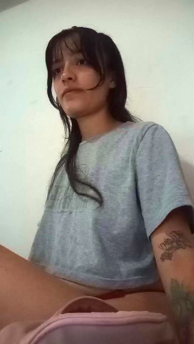 Vixen_flutter live cam on Cam4