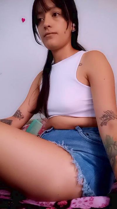 Vixen_flutter live cam on Cam4