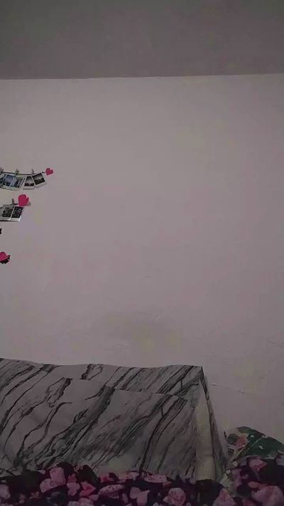 Vixen_flutter live cam on Cam4