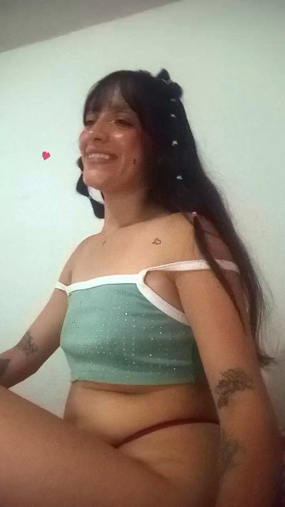 Vixen_flutter live cam on Cam4