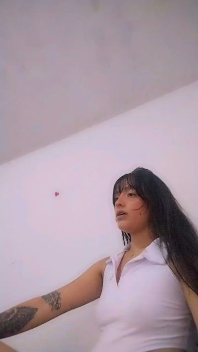 Vixen_flutter live cam on Cam4