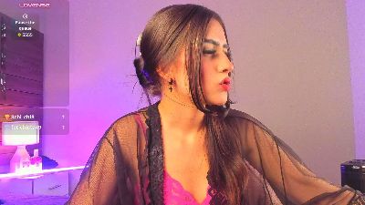 Vixen_yess live cam on Cam4