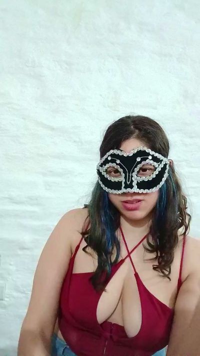 Vluesui live cam on Cam4